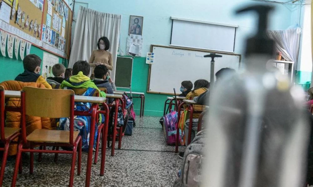 Σχολεία: 10 Ιανουαρίου το προγραμματισμένο κουδούνι – Τι λένε οι ειδικοί